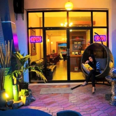Lawaan Garden Inn Roxas City Exteriör bild