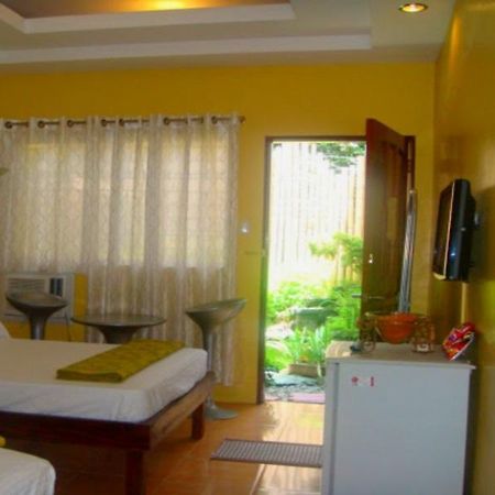 Lawaan Garden Inn Roxas City Exteriör bild