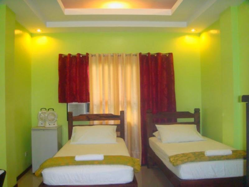 Lawaan Garden Inn Roxas City Exteriör bild